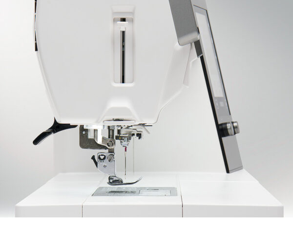 Janome Horizon Memory Craft 9480QCP - Image 11
